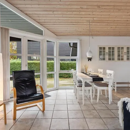 Beautiful In With Wifi Holiday home