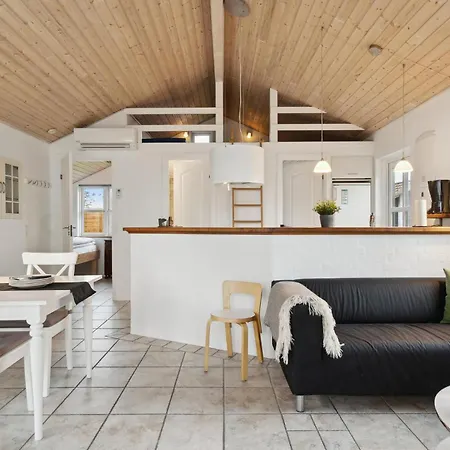 2 Bedroom Cozy In * Kerteminde
