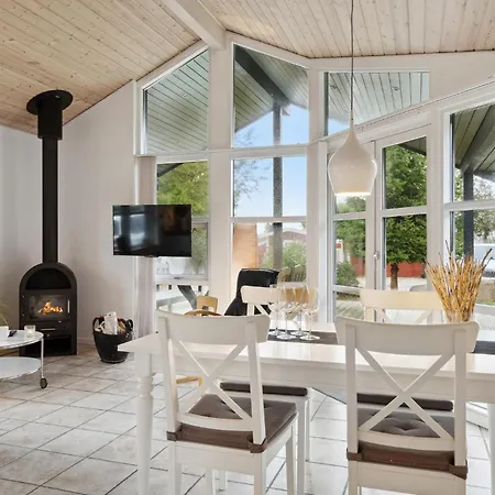 2 Bedroom Cozy In * Kerteminde