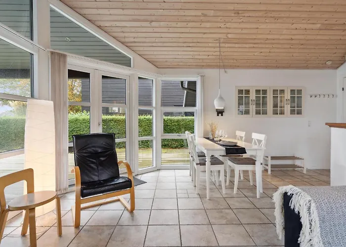 Beautiful In With Wifi Holiday home